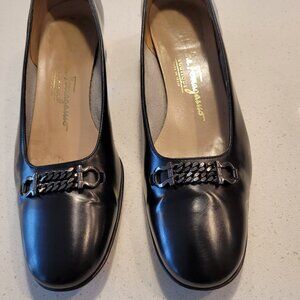 Ferragamo women's pumps